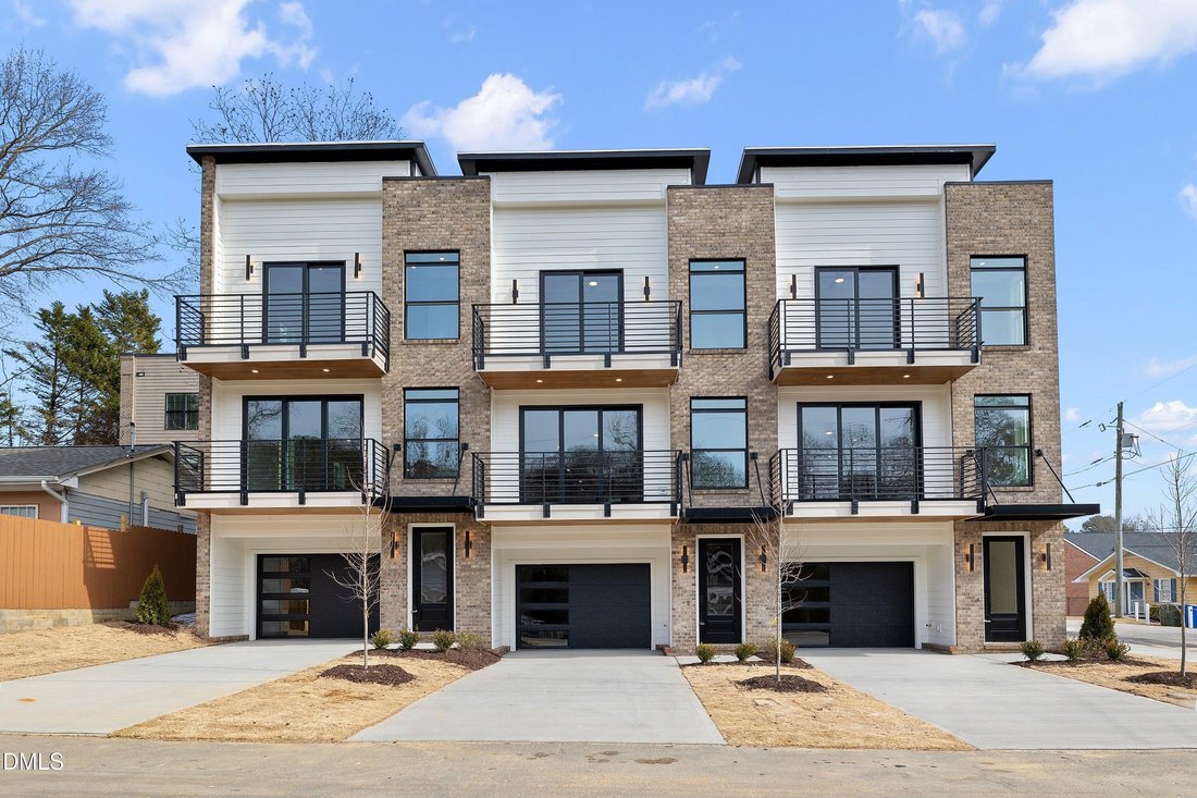 Townhouse in Fuquay-Varina, North Carolina, United States 1 - 17191943