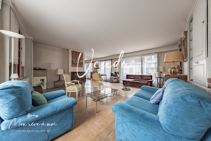 Apartment in Palais Royal, Paris 1er Arrondissement, Paris 1 - 16881525