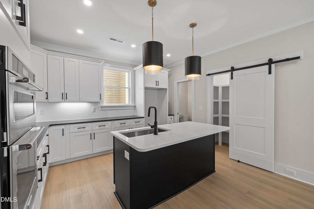 Townhouse in Fuquay-Varina, North Carolina, United States 3 - 17191943