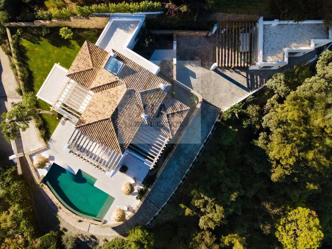 Villa in El Madroñal, Benahavis, Spain 5 - 12705794