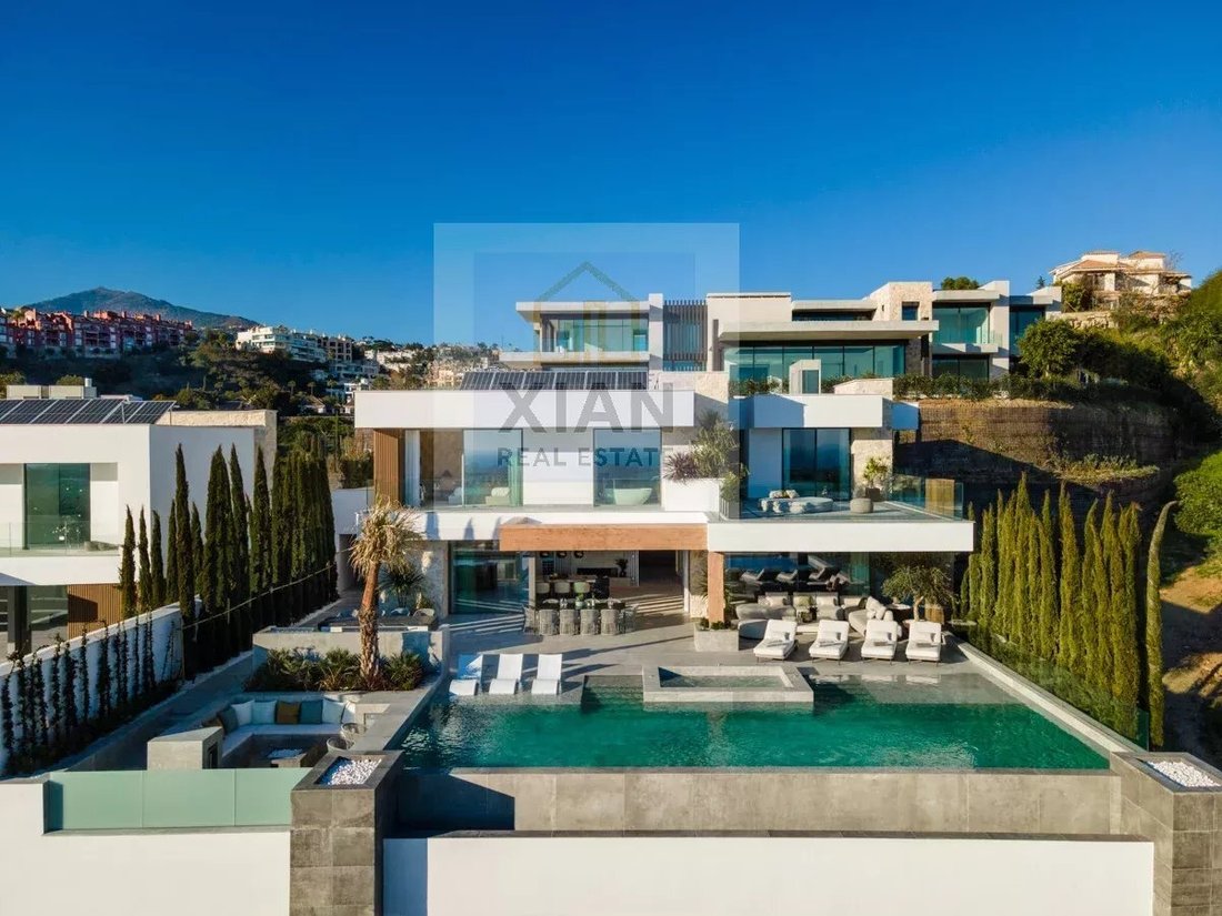 Villa in La Quinta, Benahavis, Andalusia 1 - 12642484