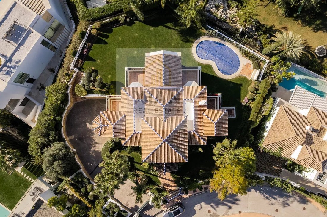 Villa in Benahavis, Andalusia, Spain 5 - 12177196