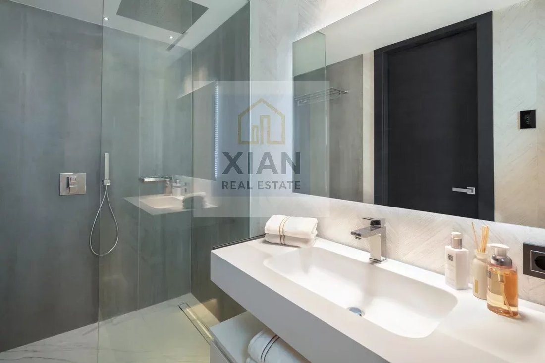 Apartment in Puerto Banus, Marbella, Spain 5 - 12479420