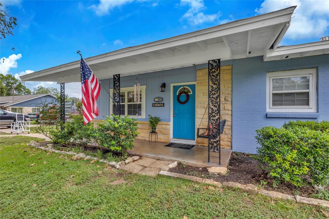 House in Manchaca, Texas, United States 1 - 17189426