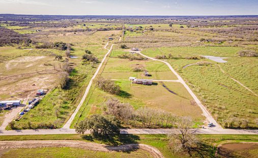 House in Dale, Texas, United States 1