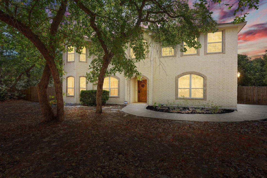 House in Elgin, Texas, United States 5 - 17189011