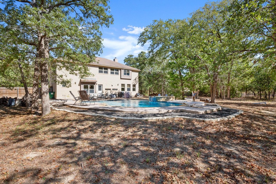 Casa en Elgin, Texas, Estados Unidos 2 - 17189011