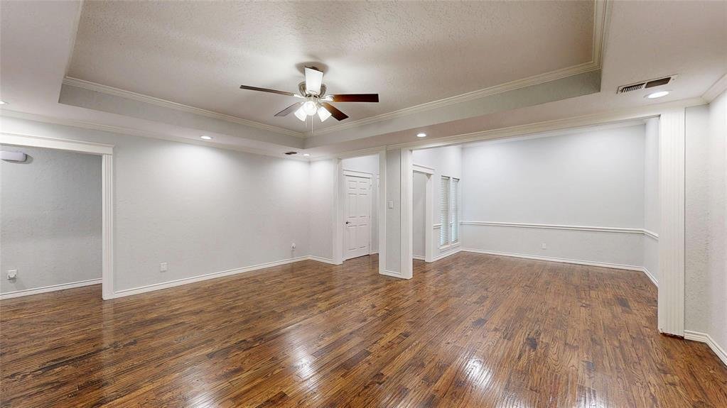 House in Bedford, Texas, United States 3 - 17191542