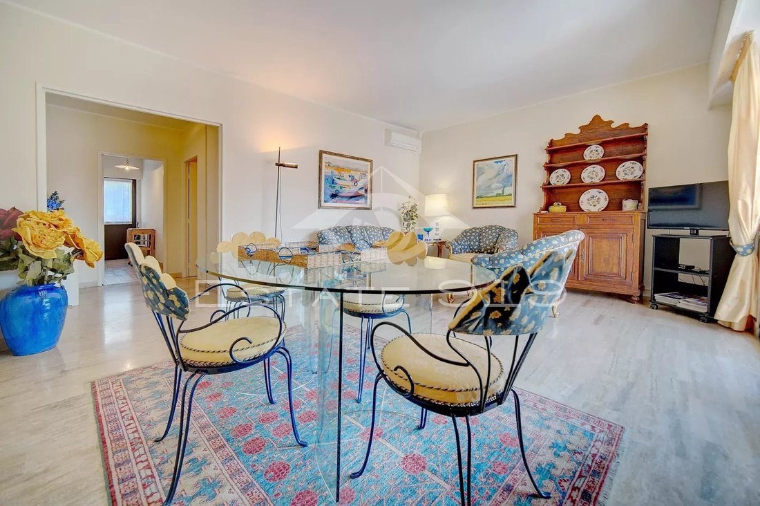 Apartment in Cannes, Provence-Alpes-Côte d'Azur, France 3 - 12713232