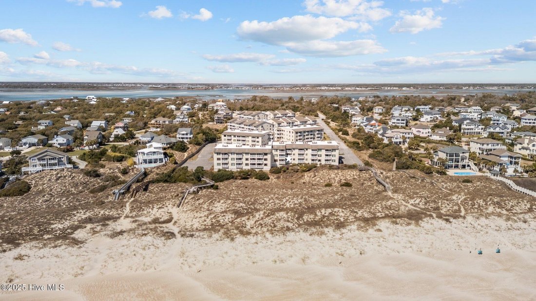 Condo in Emerald Isle, North Carolina, United States 1 - 17193849