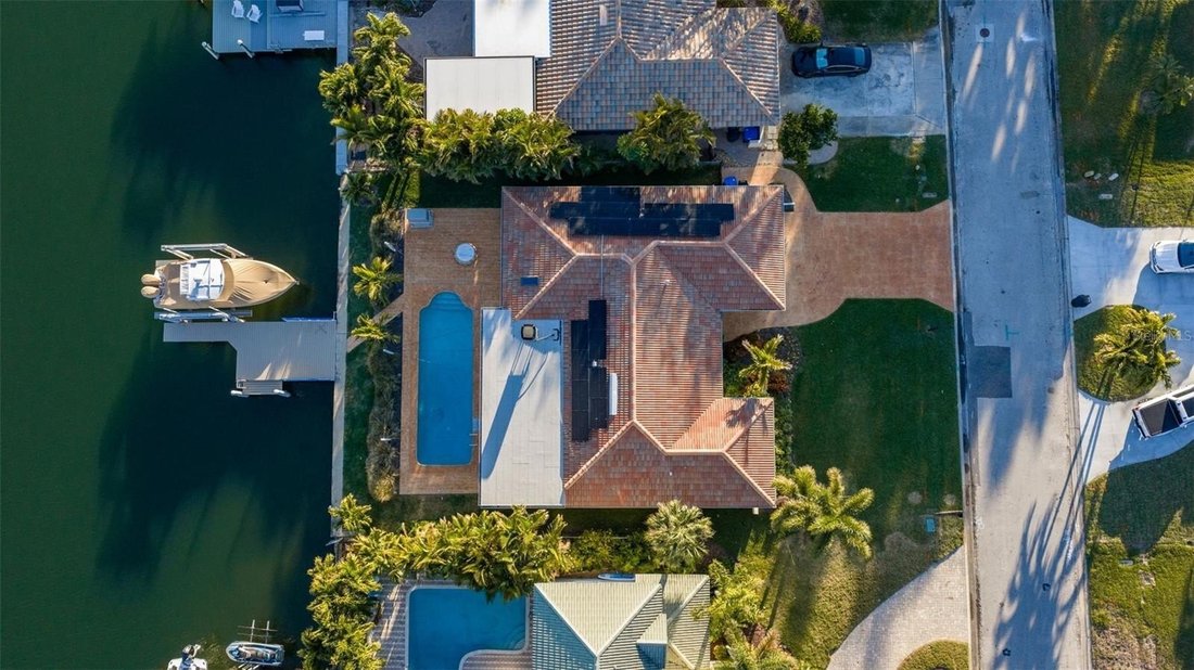 House in St. Petersburg, Florida, United States 3 - 17192928