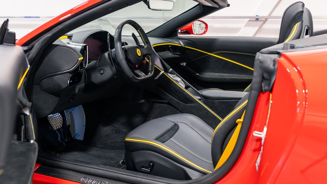 2024 Ferrari Roma Spider rwd in Montréal, Quebec, Canada 4 - 17217450