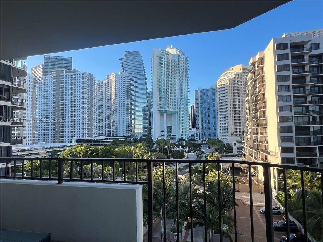 Condo in Miami, Florida, United States 2 - 17204500