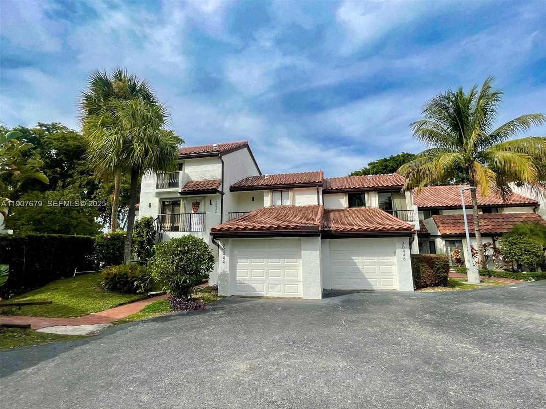 Townhouse in Aventura, Florida, United States 1 - 17202117