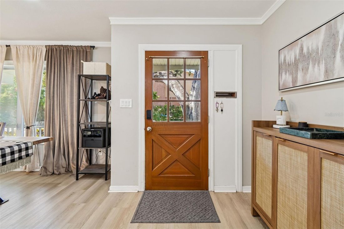 House in Tampa, Florida, United States 3 - 17210978