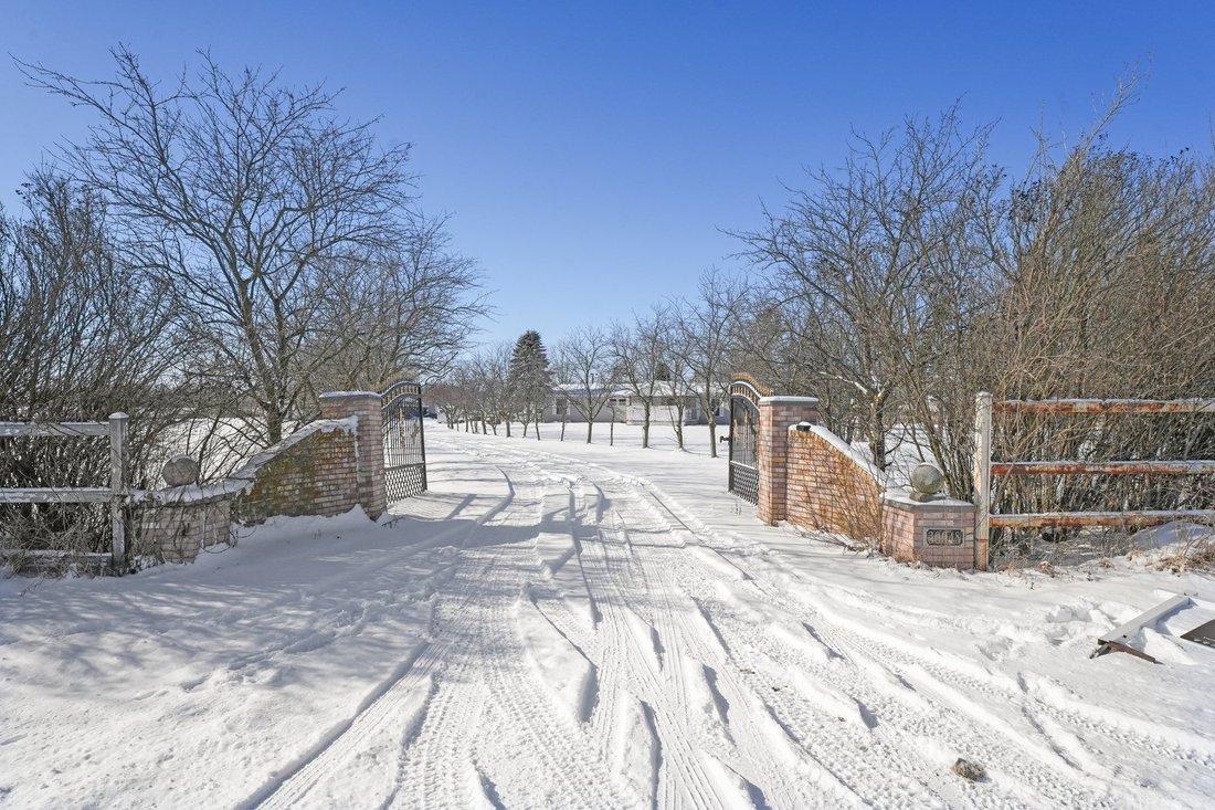 House in Beecher, Illinois, United States 1 - 17204886