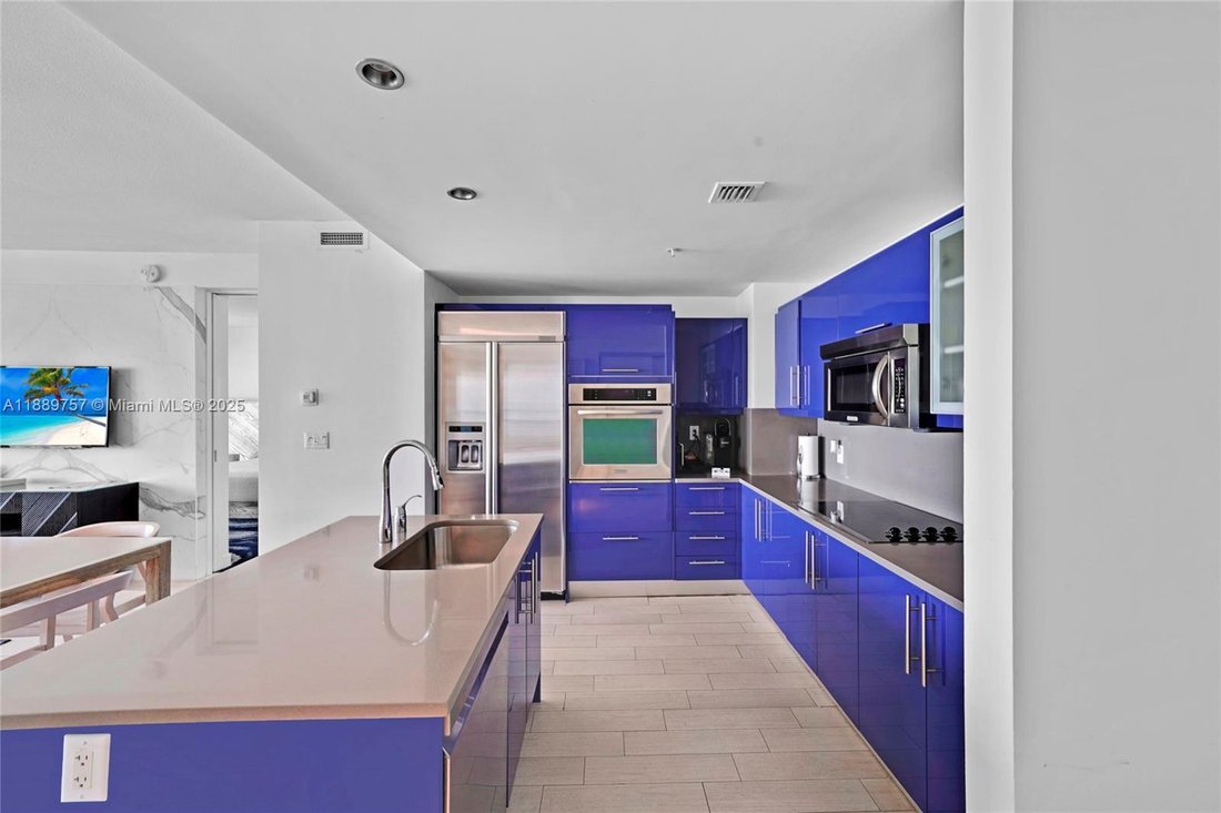Condo in Fort Lauderdale, Florida, United States 3 - 17205719