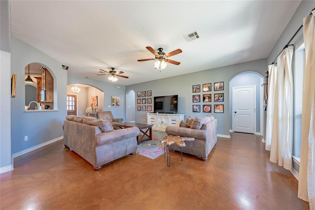 House in Athens, Texas, United States 3 - 17215235