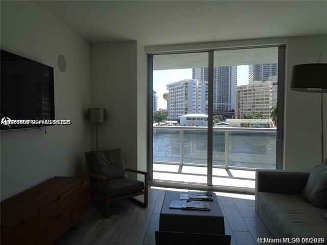 Condo in Hallandale Beach, Florida, United States 4 - 17203084
