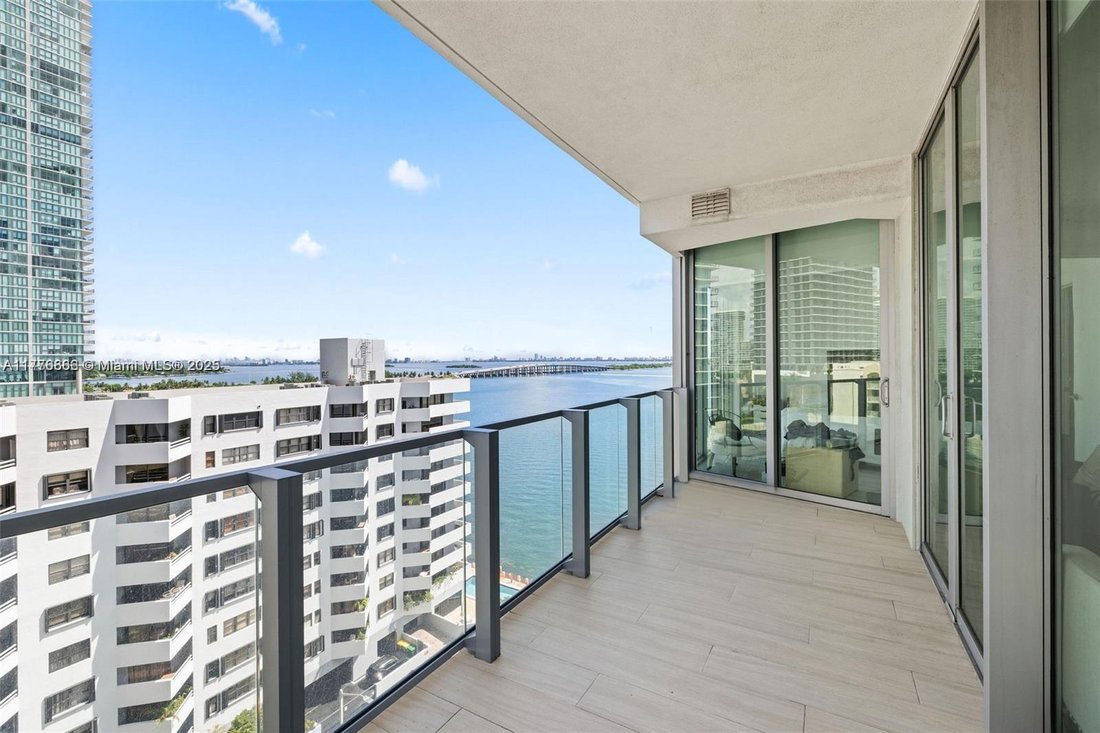 Condo in Miami, Florida, United States 2 - 17203304