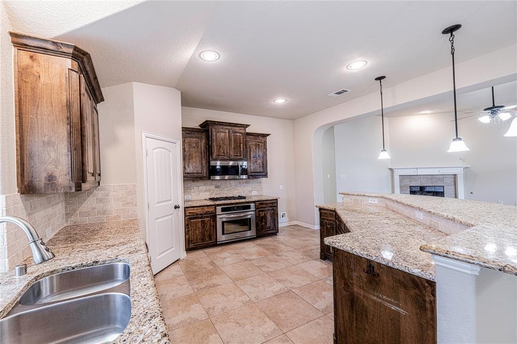 House in Frisco, Texas, United States 4 - 17216157