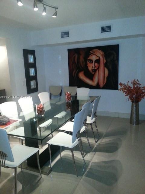 House in Miami, Florida, United States 4 - 17206204