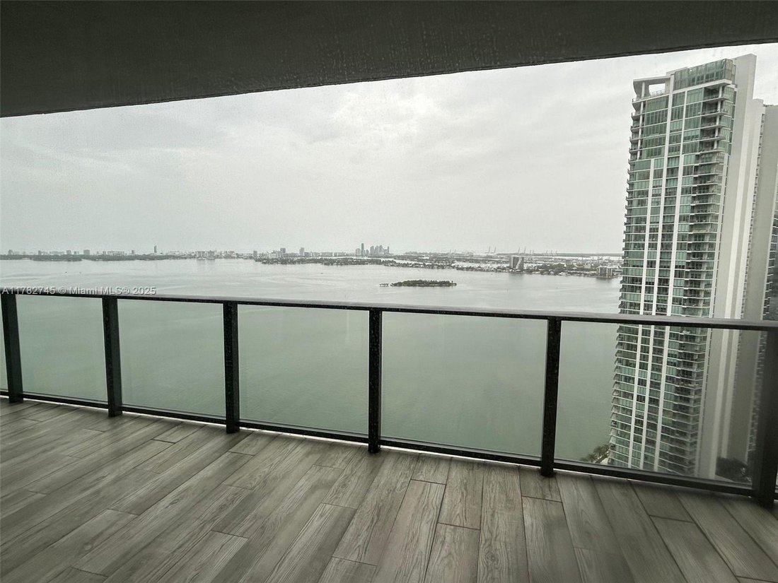 Condo in Miami, Florida, United States 1 - 17204387