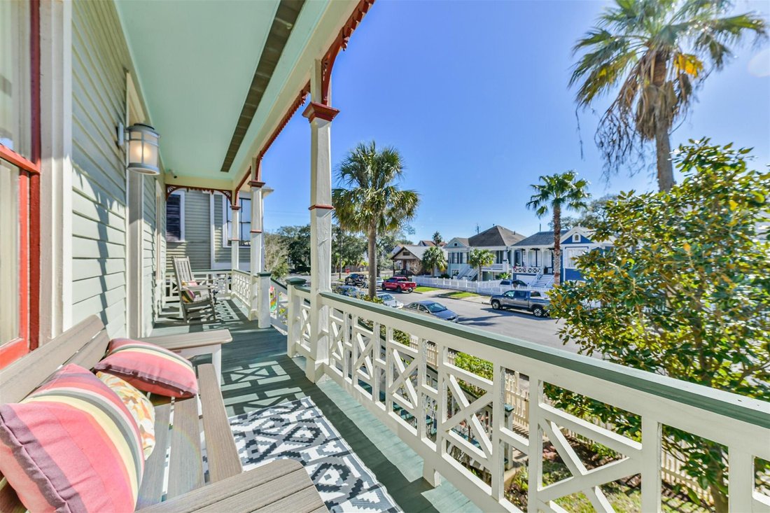 House in Galveston, Texas, United States 2 - 17209610