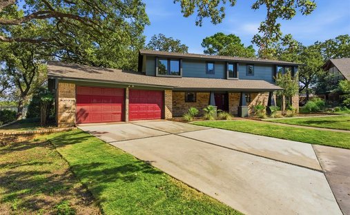 House in Arlington, TX, United States 1