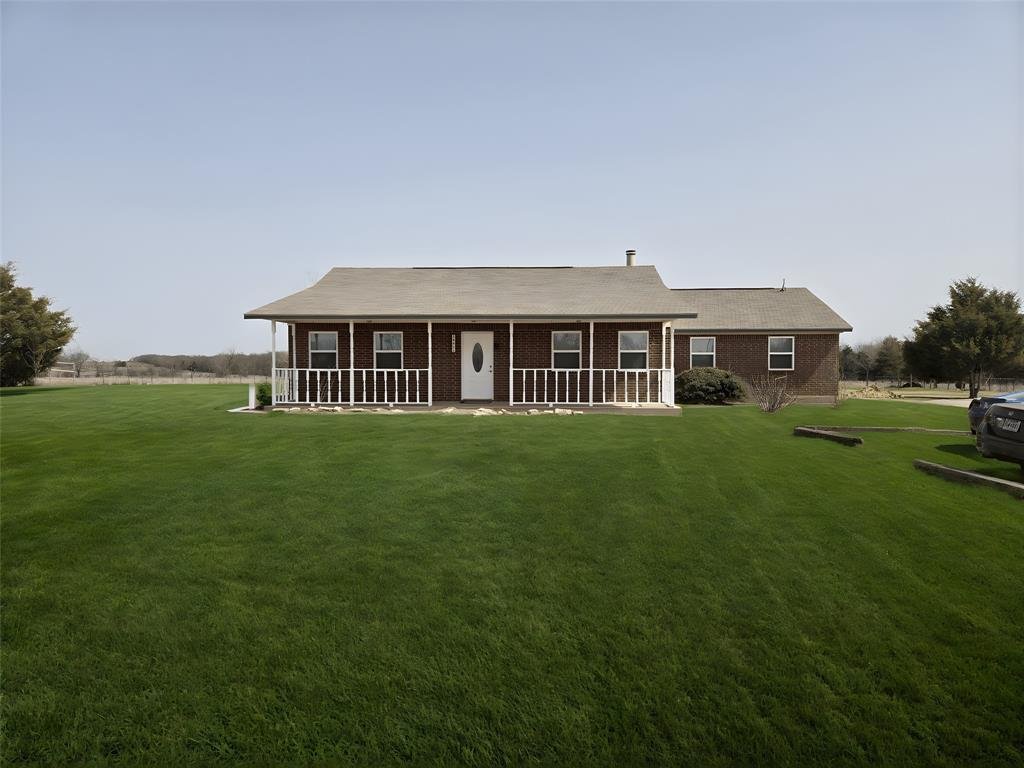 House in Celeste, Texas, United States 1 - 17213810