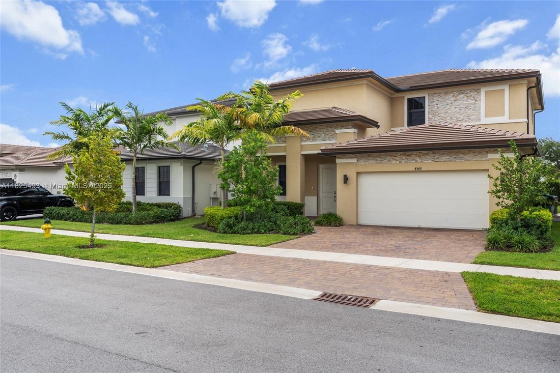 House in Miramar, Florida, United States 3 - 17205567