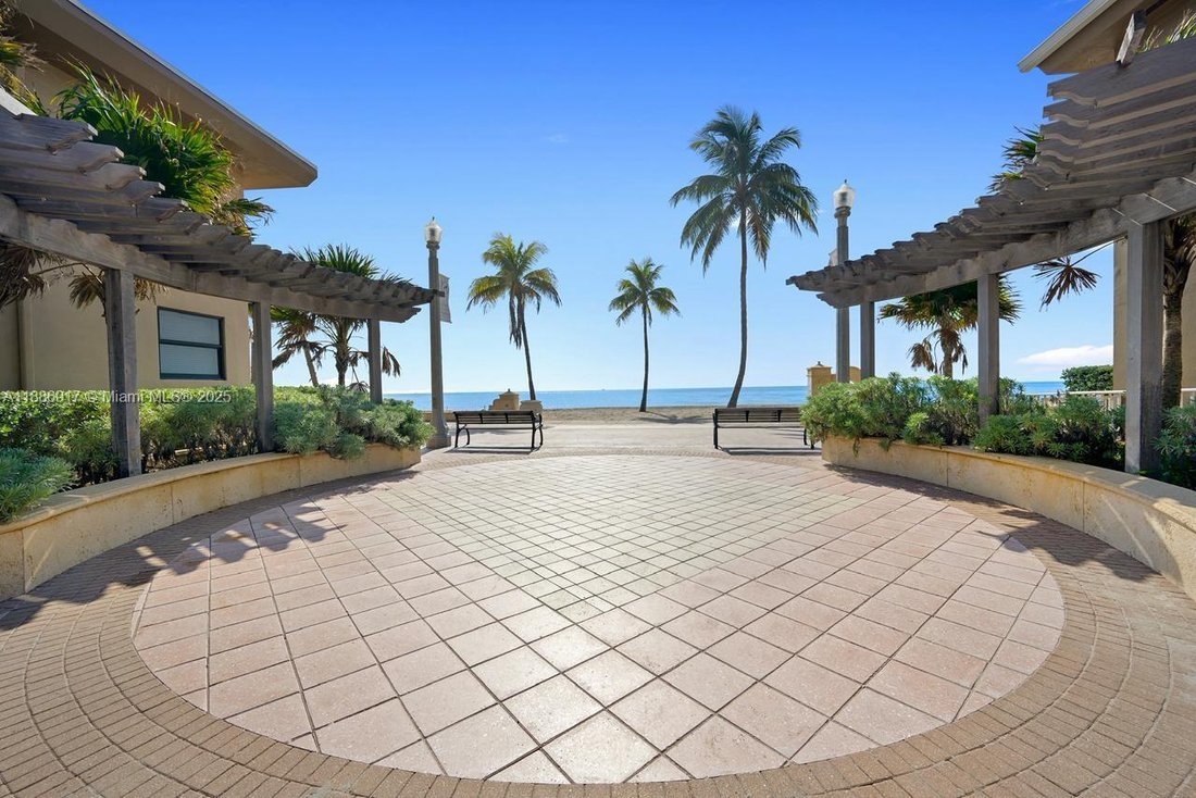 Condo in Hollywood, Florida, United States 5 - 17203585