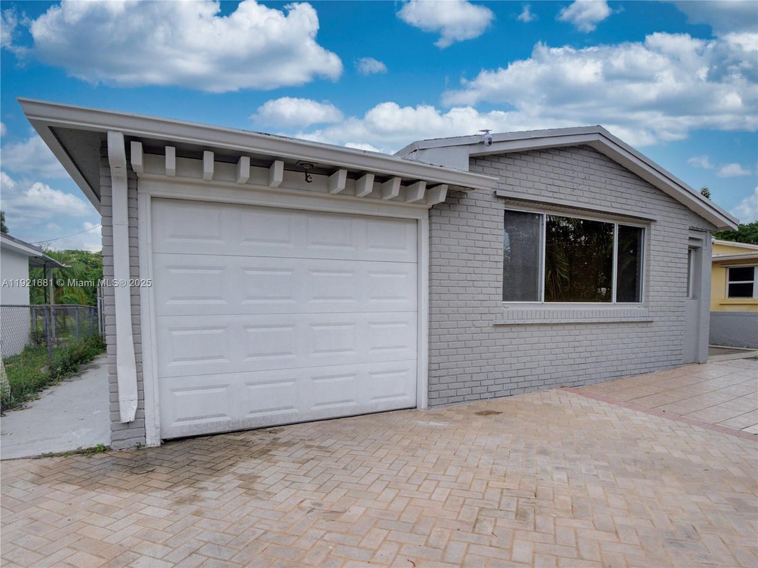 House in Hollywood, Florida, United States 3 - 17203153