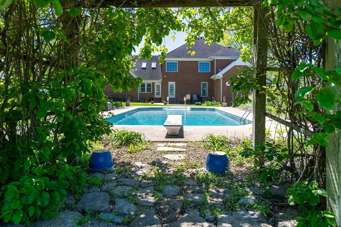 House in Shelbyville, Tennessee, United States 2 - 17199838