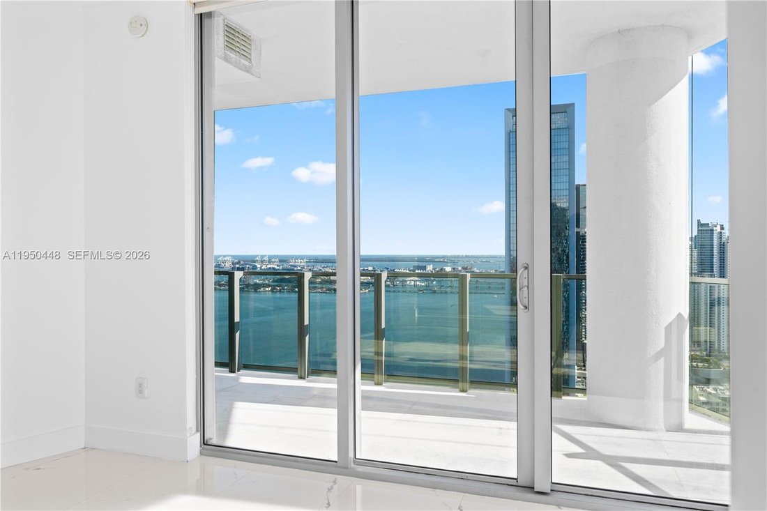 Condo in Miami, Florida, United States 2 - 17205302