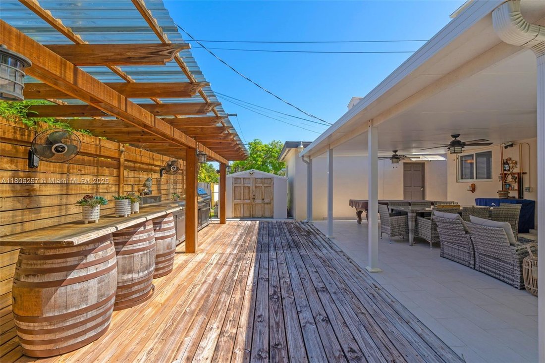 House in Miami, Florida, United States 2 - 17202916
