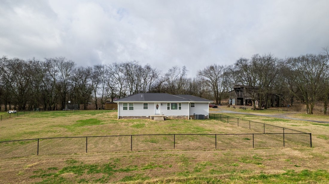 House in Lebanon, Tennessee, United States 2 - 17199215