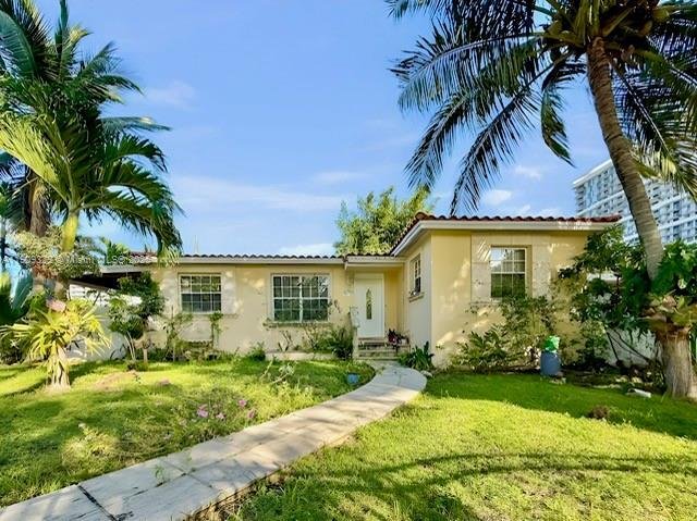 House in Miami, Florida, United States 1 - 17202415