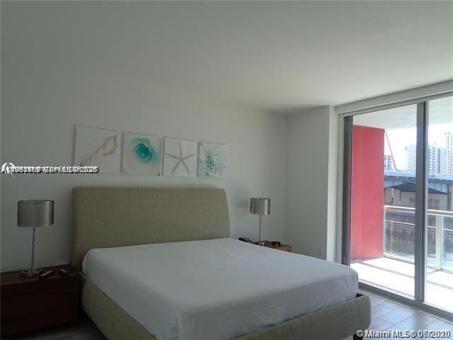 Condo in Hallandale Beach, Florida, United States 5 - 17203084