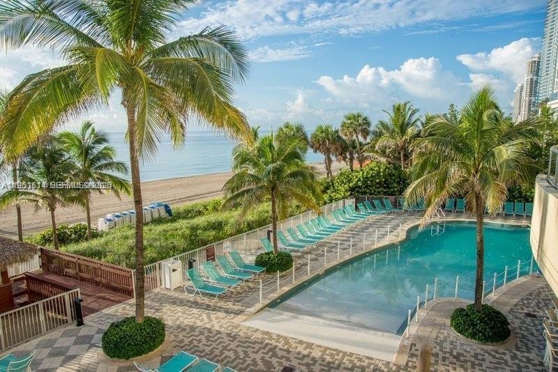 Condo in Sunny Isles Beach, Florida, United States 2 - 17202175