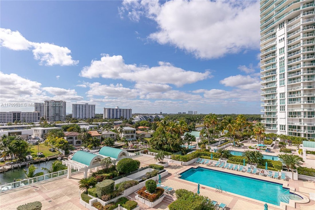 Condo in Sunny Isles Beach, Florida, United States 5 - 17202869