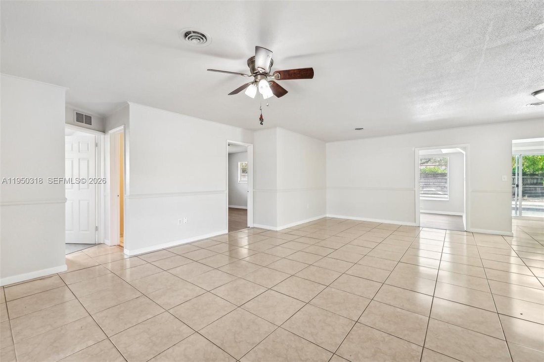 House in Boca Raton, Florida, United States 3 - 17204098
