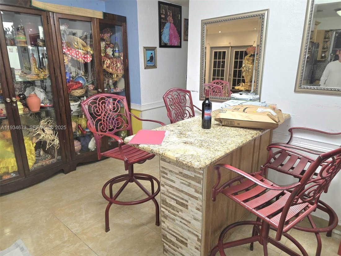 House in Miami, Florida, United States 3 - 17203071