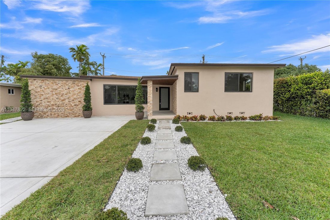 House in Miami, Florida, United States 5 - 17202362