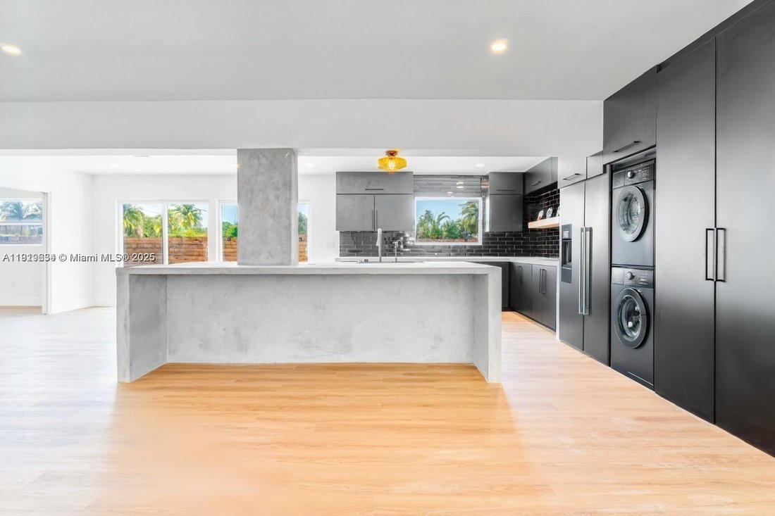 House in North Miami Beach, Florida, United States 5 - 17202764