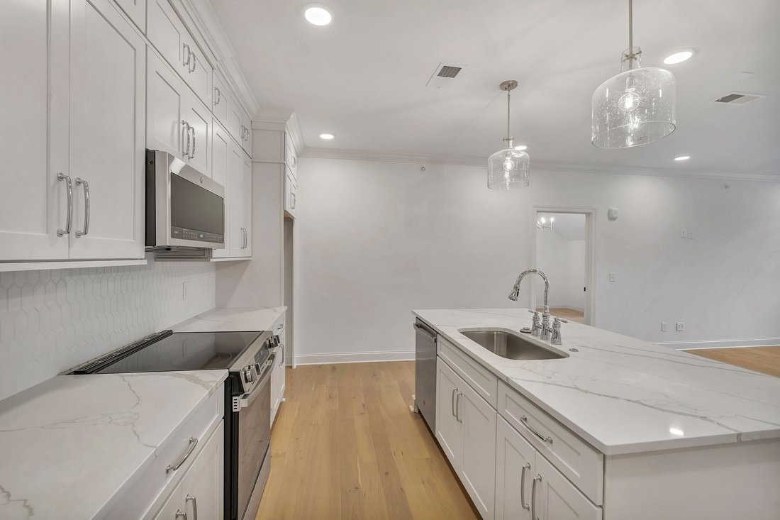 Condo in Nashville, Tennessee, United States 5 - 17198758