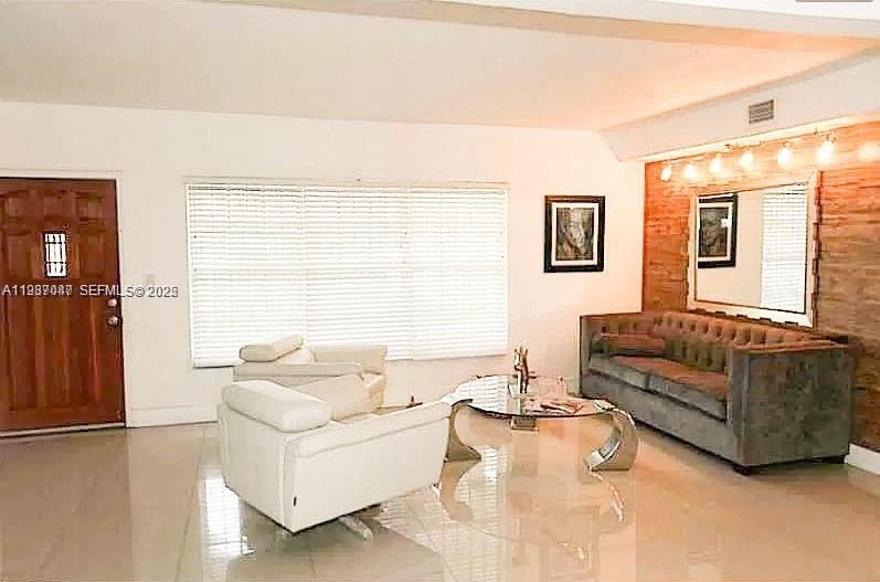 House in Miami, Florida, United States 5 - 17206204