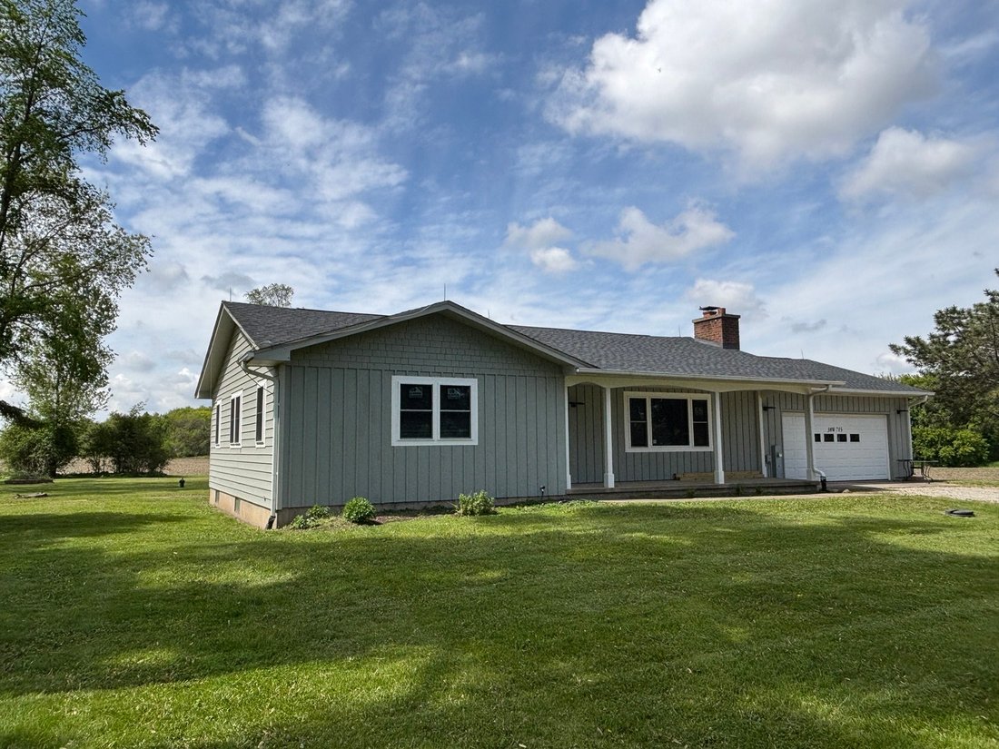 House in West Dundee, Illinois, United States 2 - 17206284