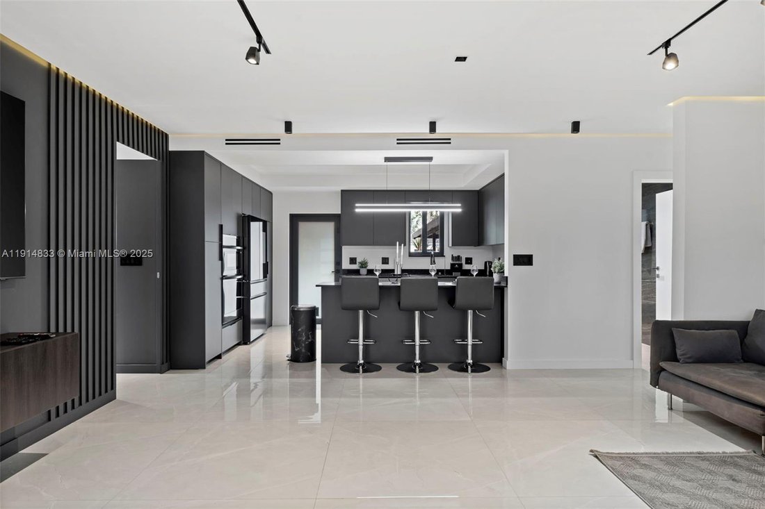 House in Hollywood, Florida, United States 2 - 17202235