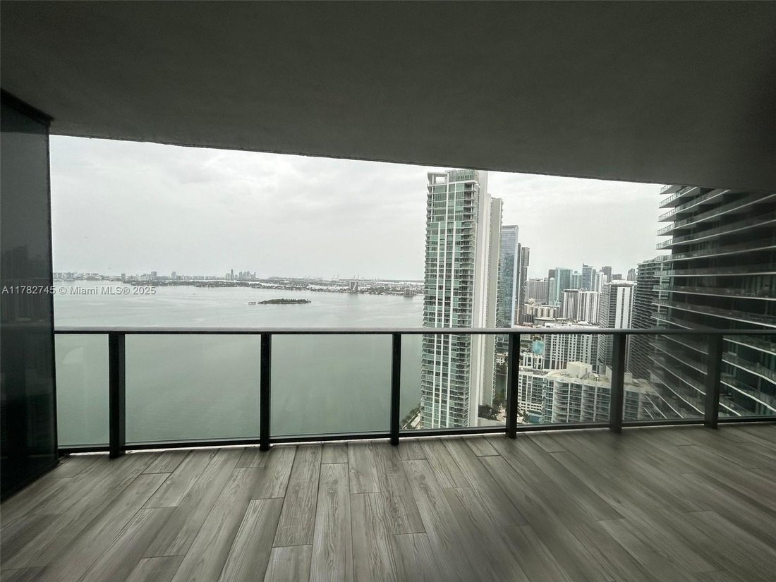 Condo in Miami, Florida, United States 2 - 17204387